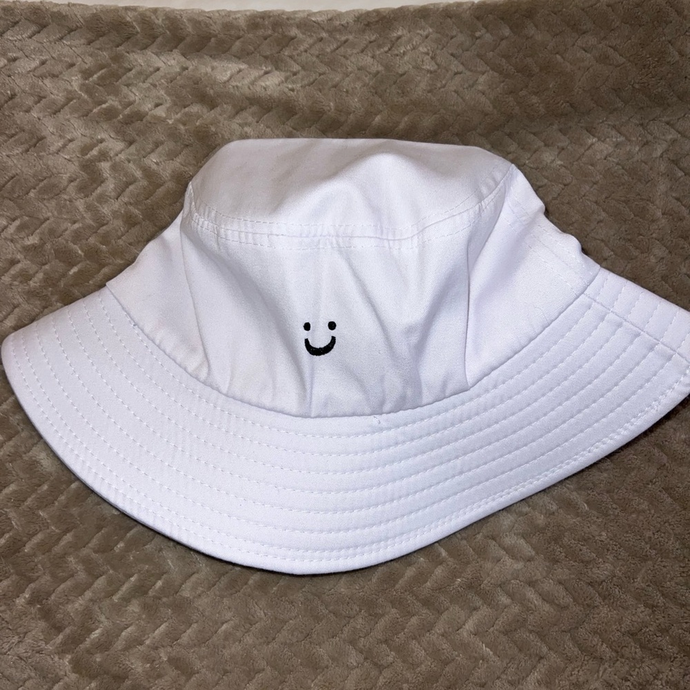 White Bucket Hat with Smiley Face